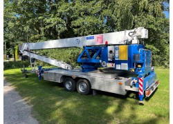 Grue sur remorque d'occasion 30m
